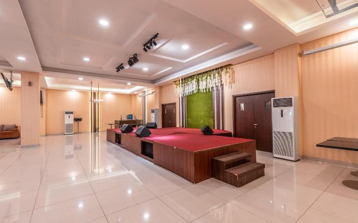 Collection O Hotel Igloo