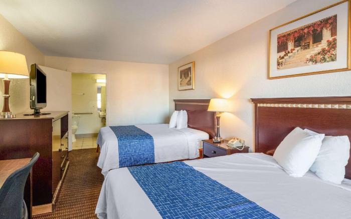 Rodeway Inn Phoenix North I-17