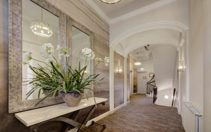 New Town Hotel