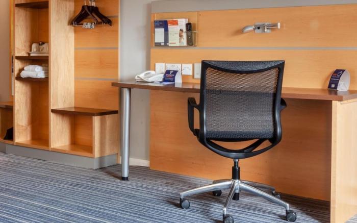 Holiday Inn Express Edinburgh – Royal Mile By IHG