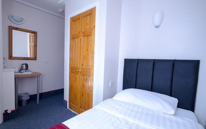 Adria Hotel