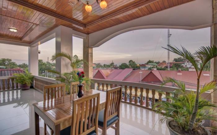 DV Angkor Villa
