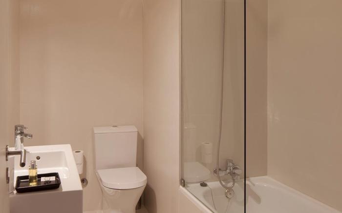 Cale Guest House