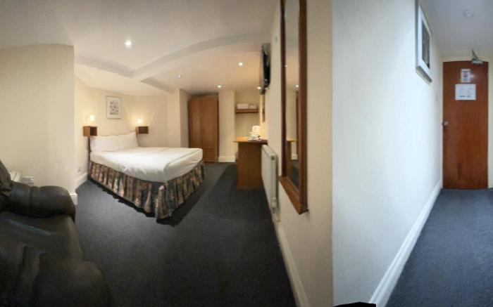 Bridge Park Hotel