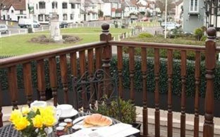 The Manor Hotel Heathrow