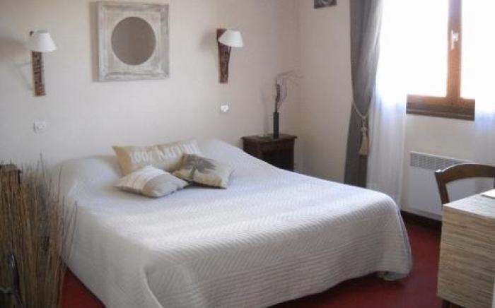 Hotel des Vignes - Julienas