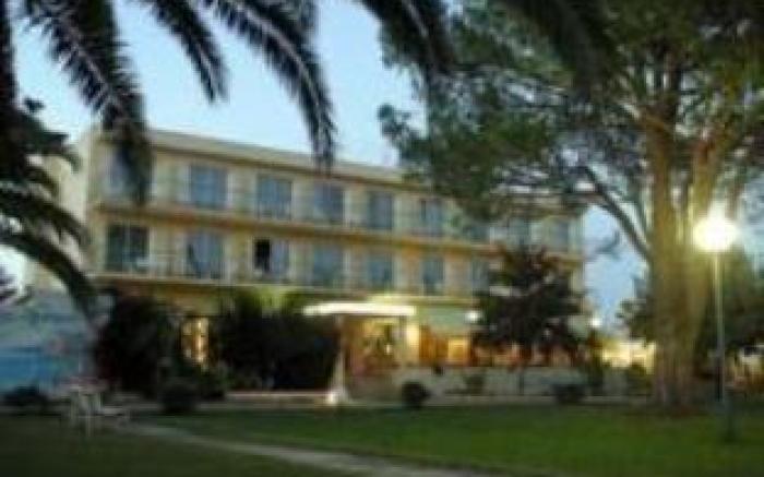Hotel Spa Restaurant La Madrague