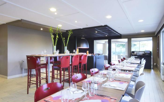 Campanile Dijon Est Saint Apollinaire Hotel