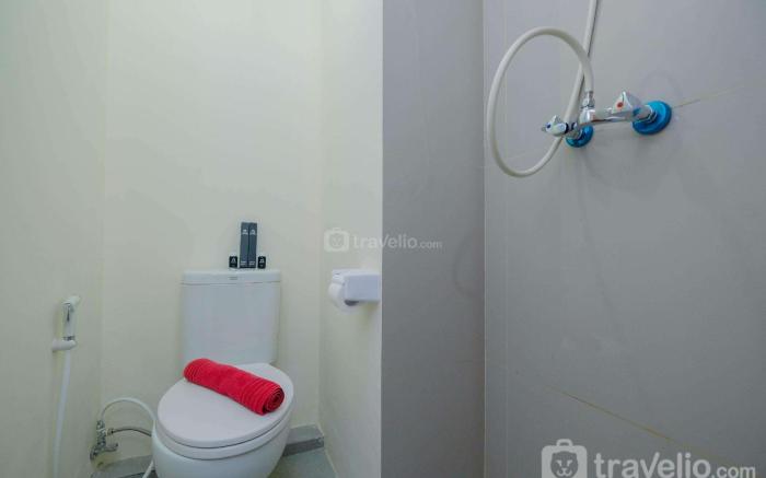 Comfy Studio Bogorienze Resort Apt By Travelio