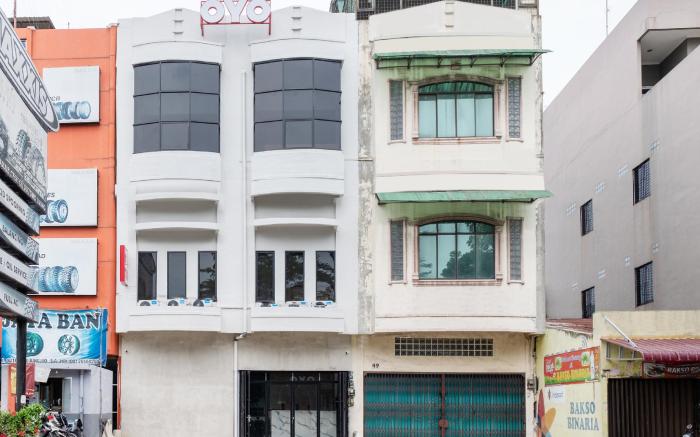 Super OYO 3150 Theodore Homestay