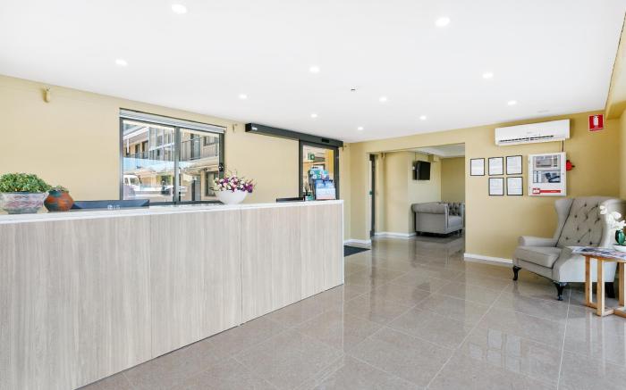 Quality Inn Sunshine Haberfield