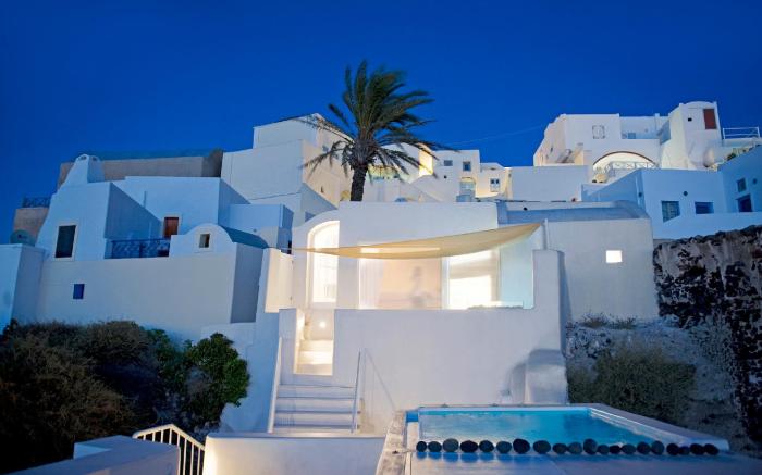 Aesthesis Boutique Villas Fira