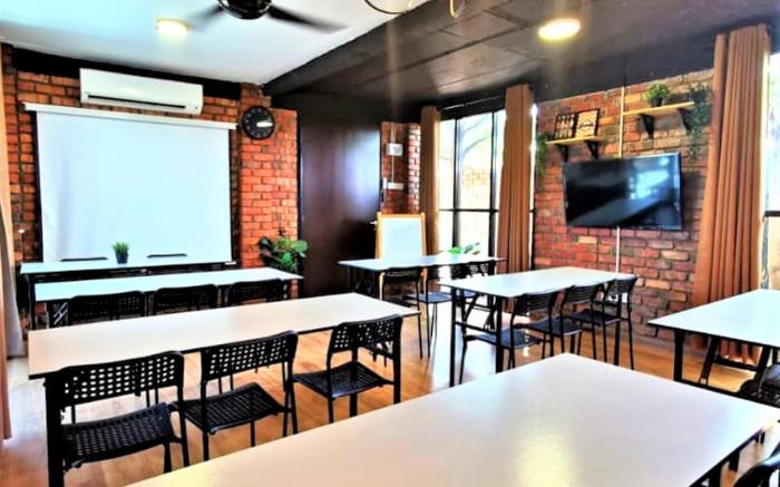 Petak Padin Cottage by The Pool, Kepala Batas Penang