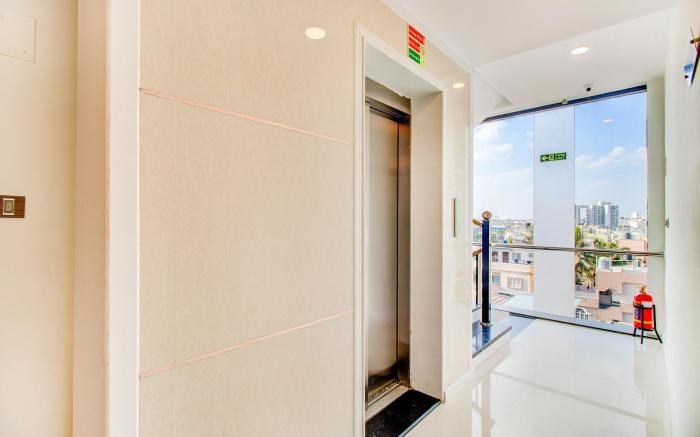 FabHotel The Royal Suites - Nr. Gopalan innovation mall