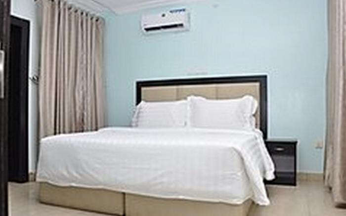 The Beckett Suites