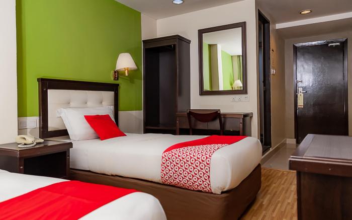 Super OYO 90055 Mansion Inn