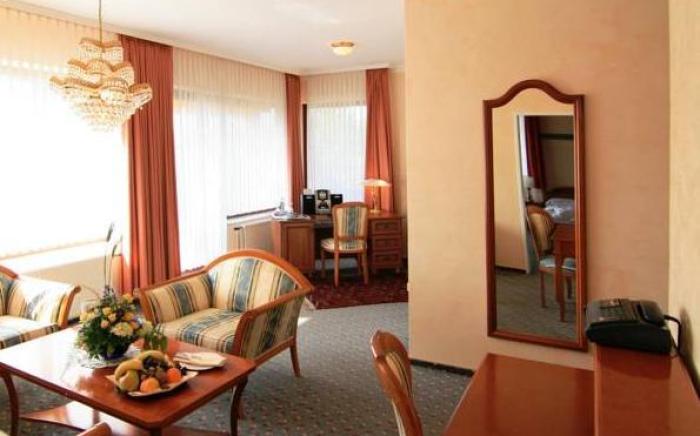 Parkhotel Maasberg