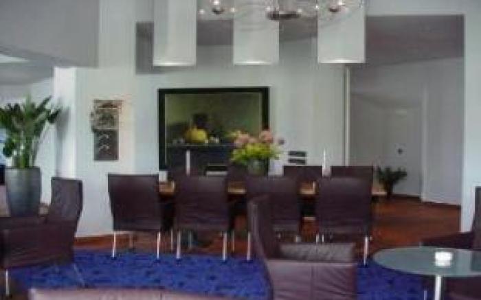 De Zon Hotel & Restaurant by Flow