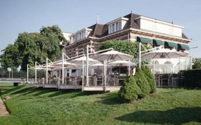 De Zon Hotel & Restaurant by Flow