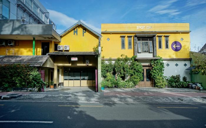 SPOT ON 2857 Hotel Pelangi