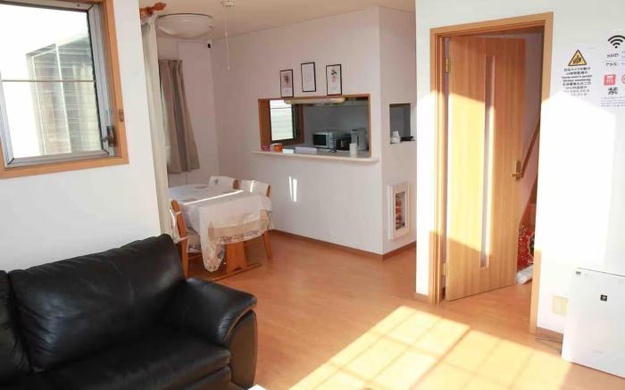 Natural hot springs, walking distance to Tokyo