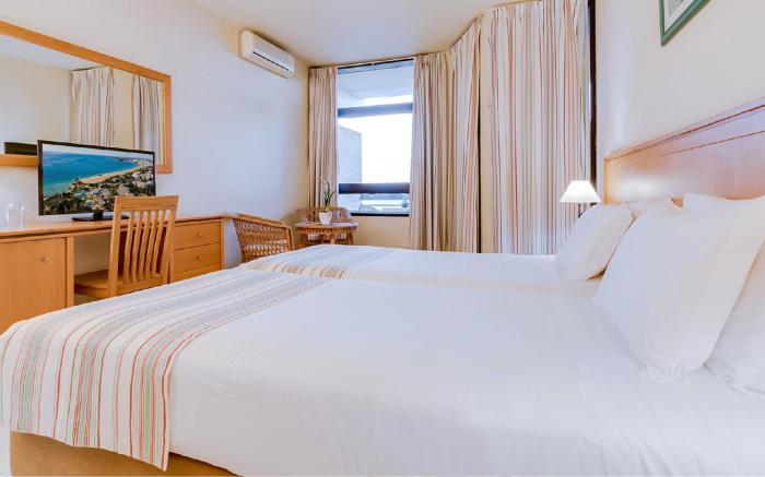 Auramar Beach Resort