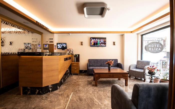 Eliza Hotel