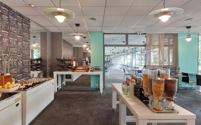 B&B HOTEL Cergy Port 4 etoiles