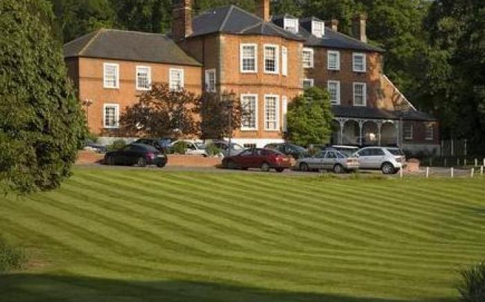Brandshatch Place Hotel & Spa