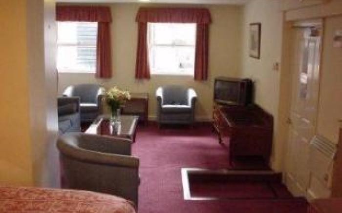 Kings Arms Hotel