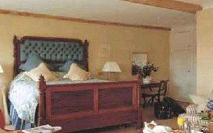 Angel Hotel