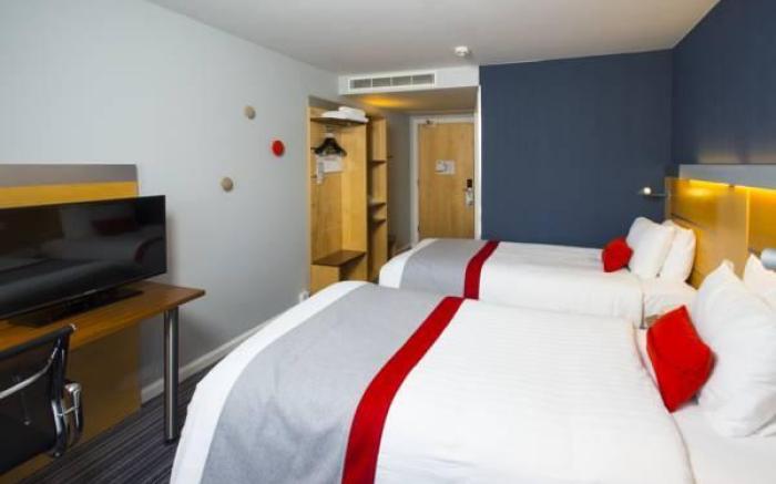 Holiday Inn Express London - Epsom Downs By IHG