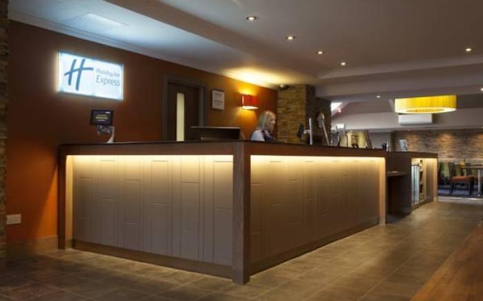 Holiday Inn Express Edinburgh Airport By IHG