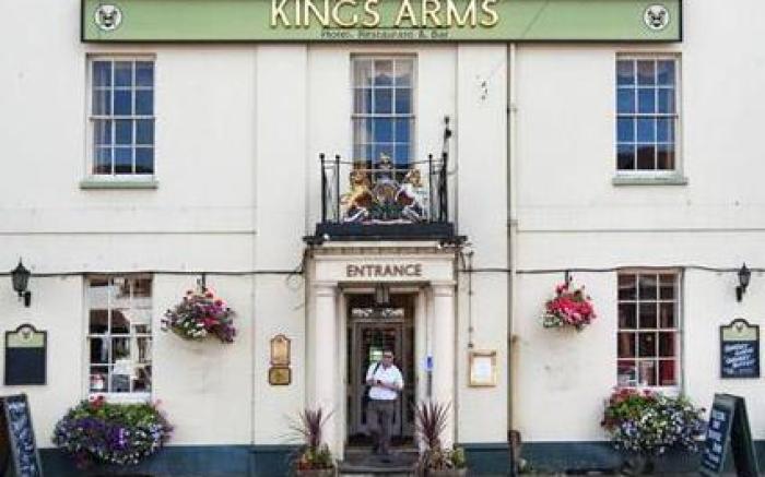 Kings Arms Hotel by Greene King Inns