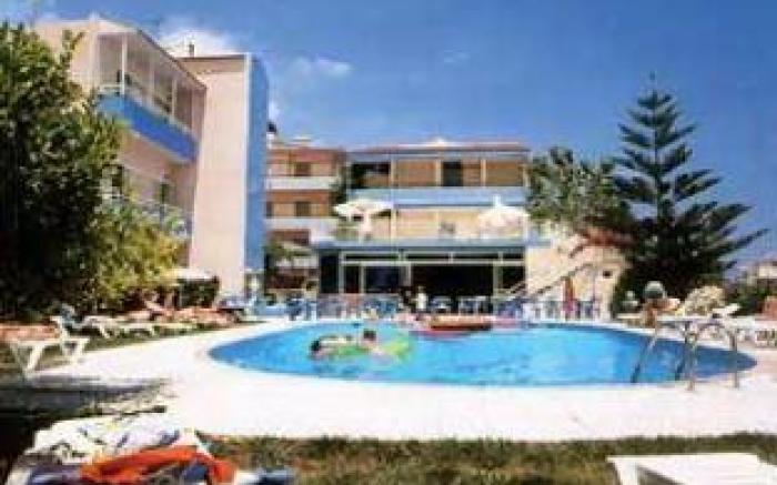 Roxani Hotel