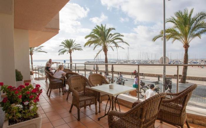 Hotel Las Arenas