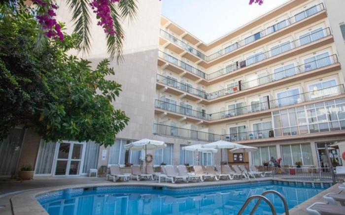 Hotel Las Arenas