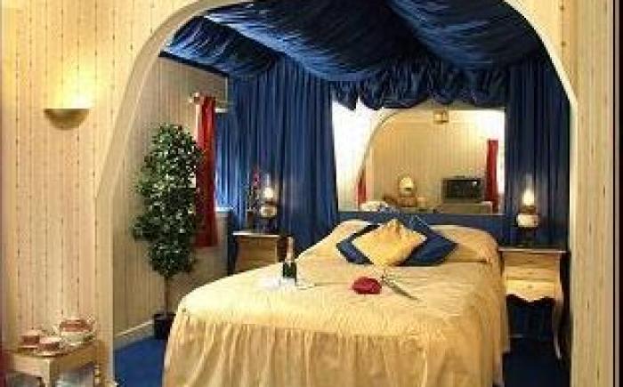 Aphrodites Group - Luxury Hot Tub Suites in Central Lake District!
