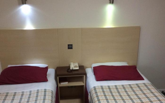 Gatwick White House Hotel