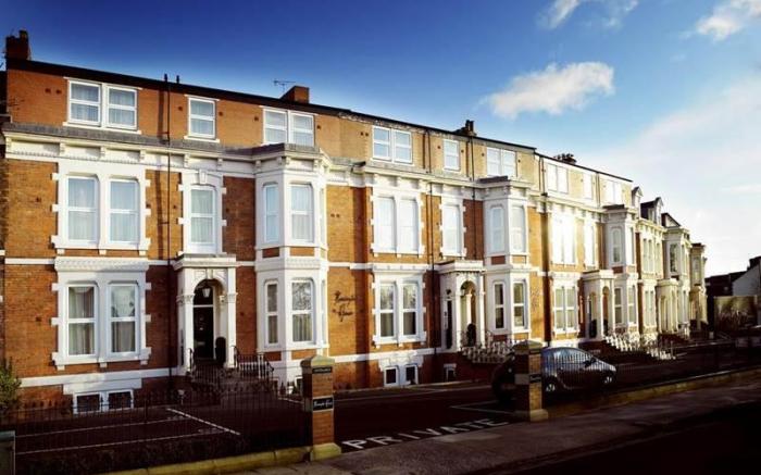 Kensington House Aparthotel