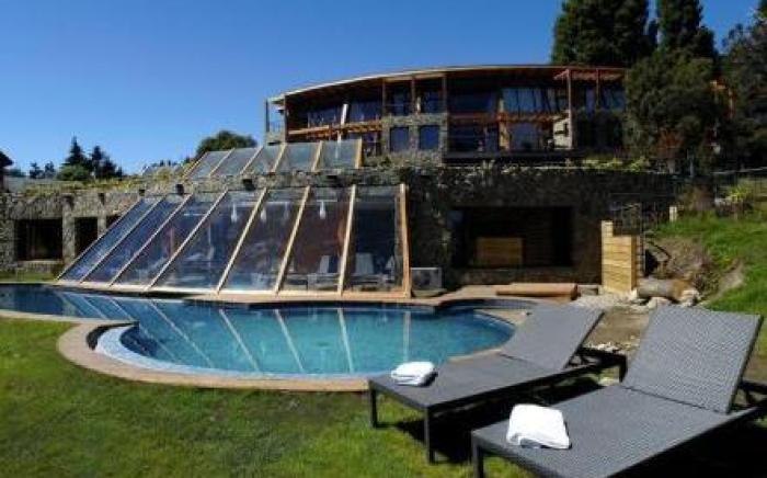 Rochester Bariloche Suites & Spa