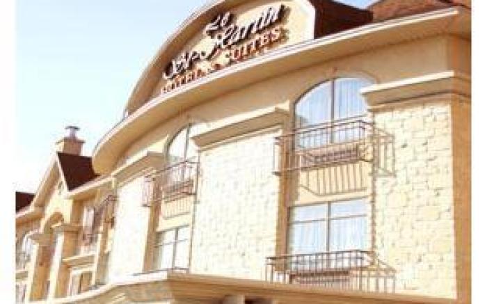 Le St-Martin Hotel & Suites
