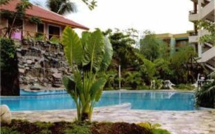 Plaza Real Resort