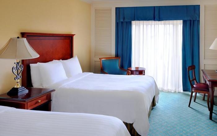Cairo Marriott Hotel & Omar Khayyam Casino