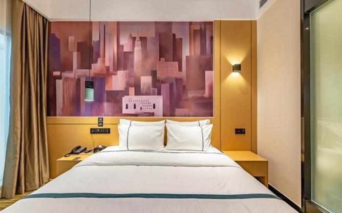 City Comfort Inn Chengdu Southwest University of Finance and Economics Wansheng Metro Station