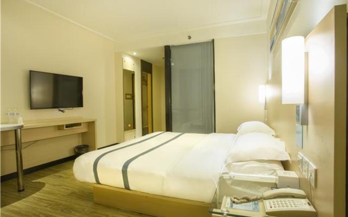 City Comfort Inn Nanning Normal University Mingxiu Metro Station