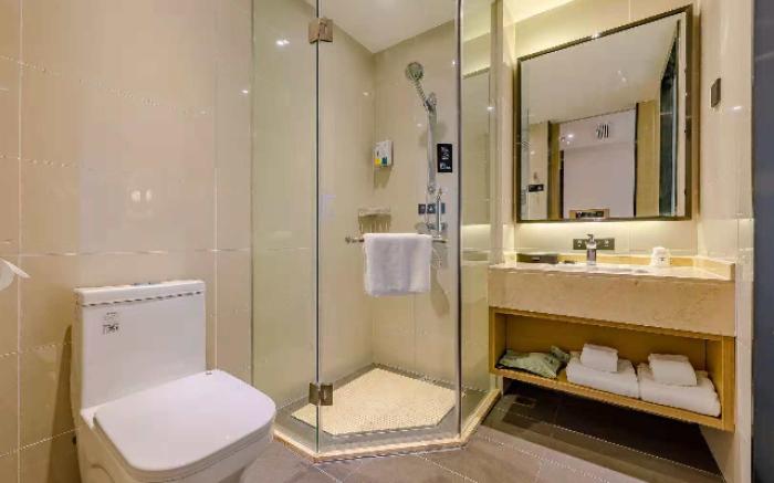 City Comfort Inn Chengdu Wenjiang Zhujiang Square Guanghua Park Metro Station