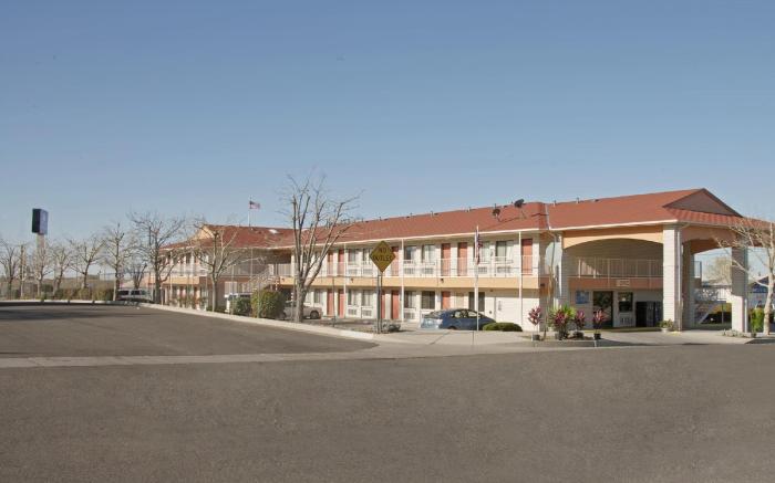 Travelodge by Wyndham Albuquerque East