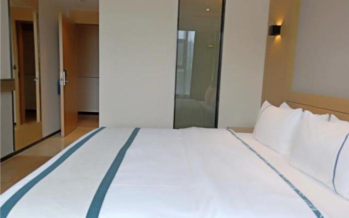 City Comfort Inn Qingyuan Yingde Weiduoli Square