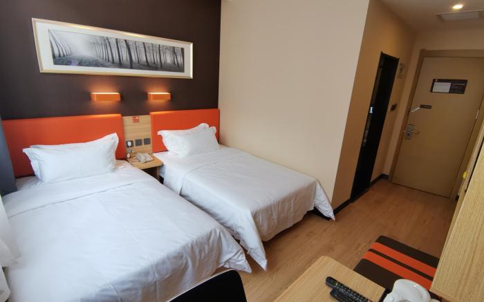 7 Days Premium Hotel Qinhuangdao Lulong Bus Station Yongwang Street